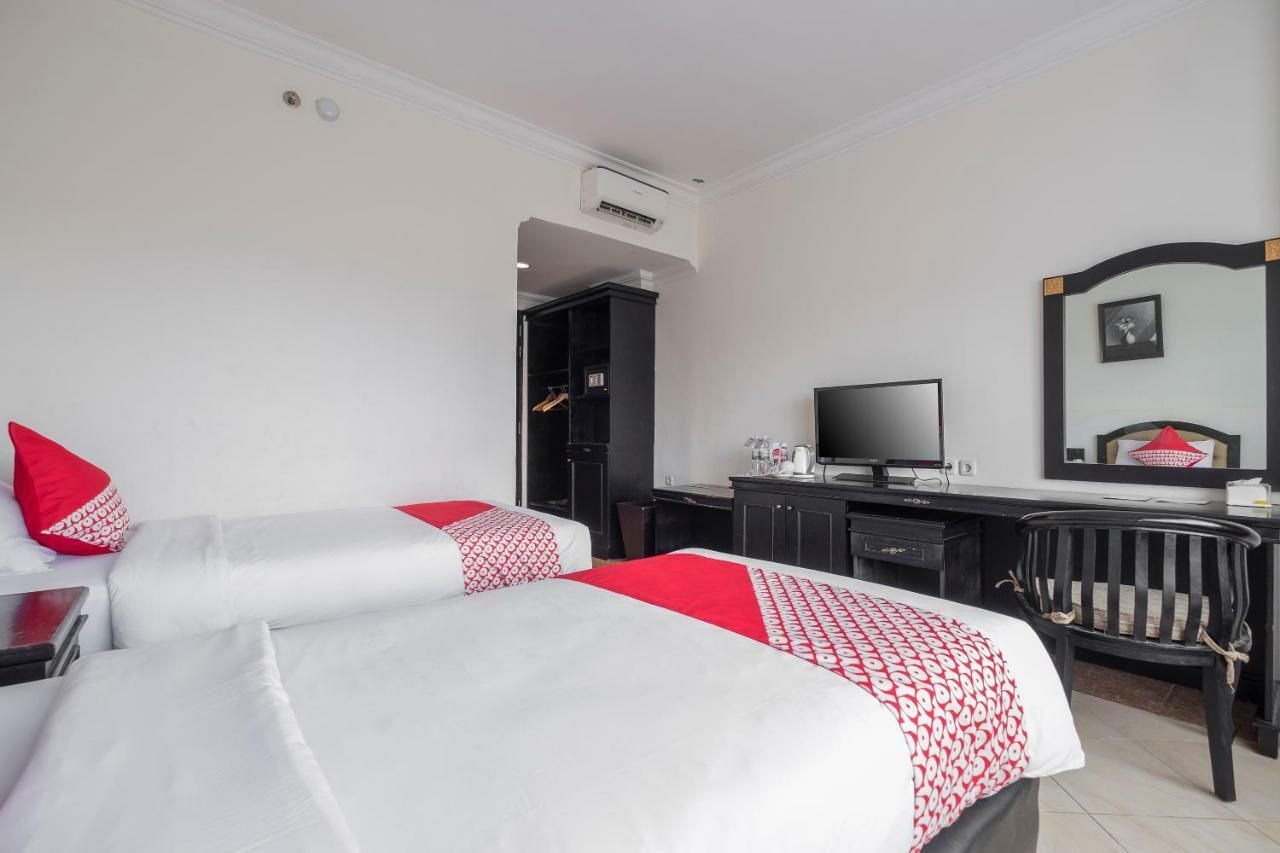 Hotel Sutomo Макасар Екстериор снимка